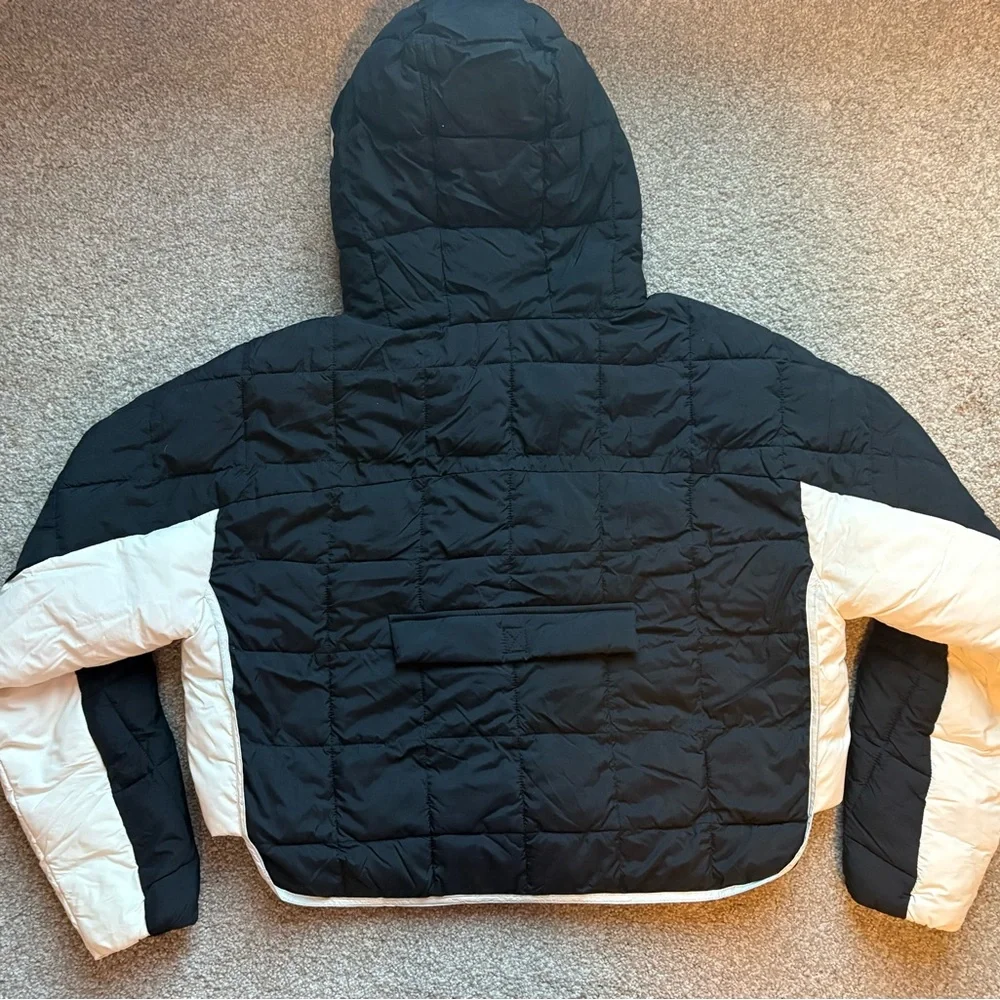 FLX Cropped Puffer Pullover Jacket Black White Hooded - Picture 6 of 6